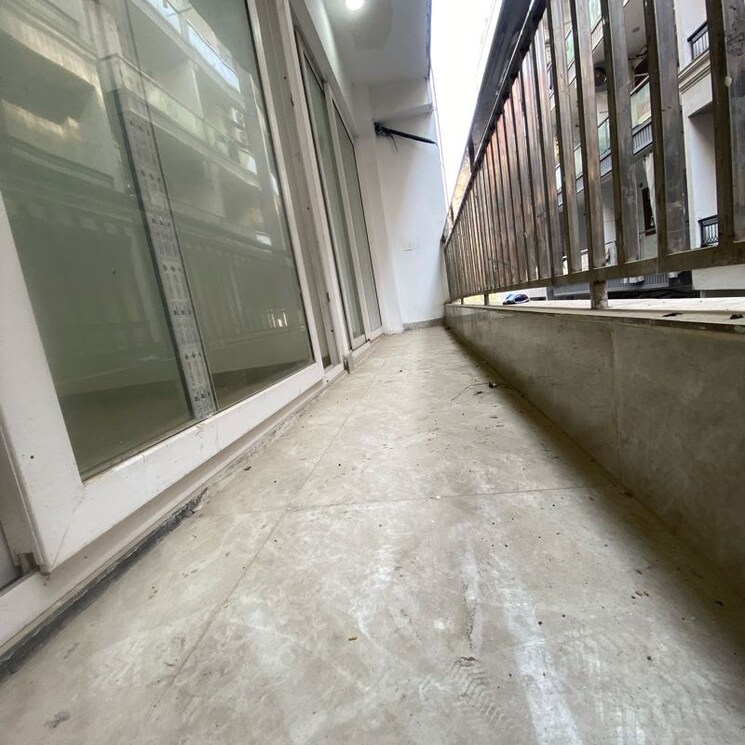 Balcony, chattarpur 3 Bedroom 1200 Sq.Ft. Builder Floor In Chattarpur Delhi 9837509