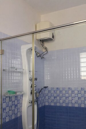 Bathroom in 4 BHK Independent House at Pallikaranai – for Sale