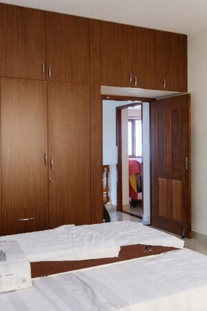 Room in 4 BHK Independent House at Pallikaranai – for Sale