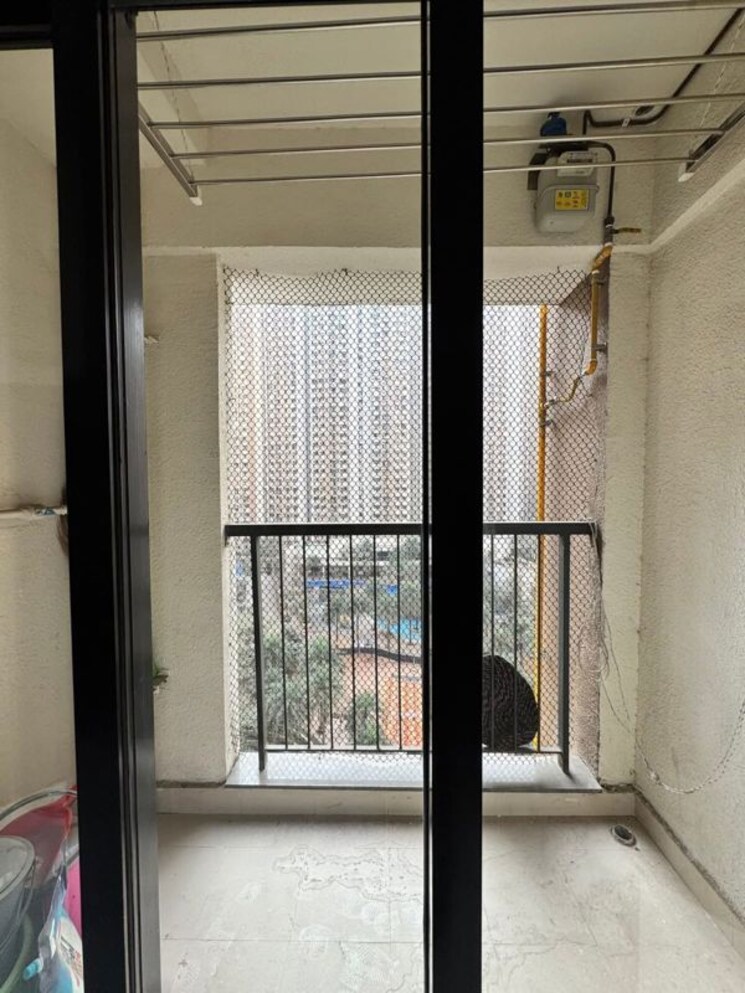 undefined, lodha-splendora 2 Bedroom 701 Sq.Ft. Apartment In Ghodbunder Road Thane 9837600