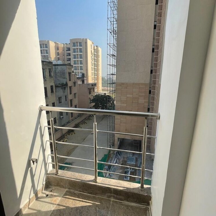 Balcony, chattarpur 1 Bedroom 550 Sq.Ft. Builder Floor In Chattarpur Delhi 9837614