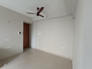 Room in 2 BHK Apartment at Tata Eureka Park, Sector 150 – for Rent