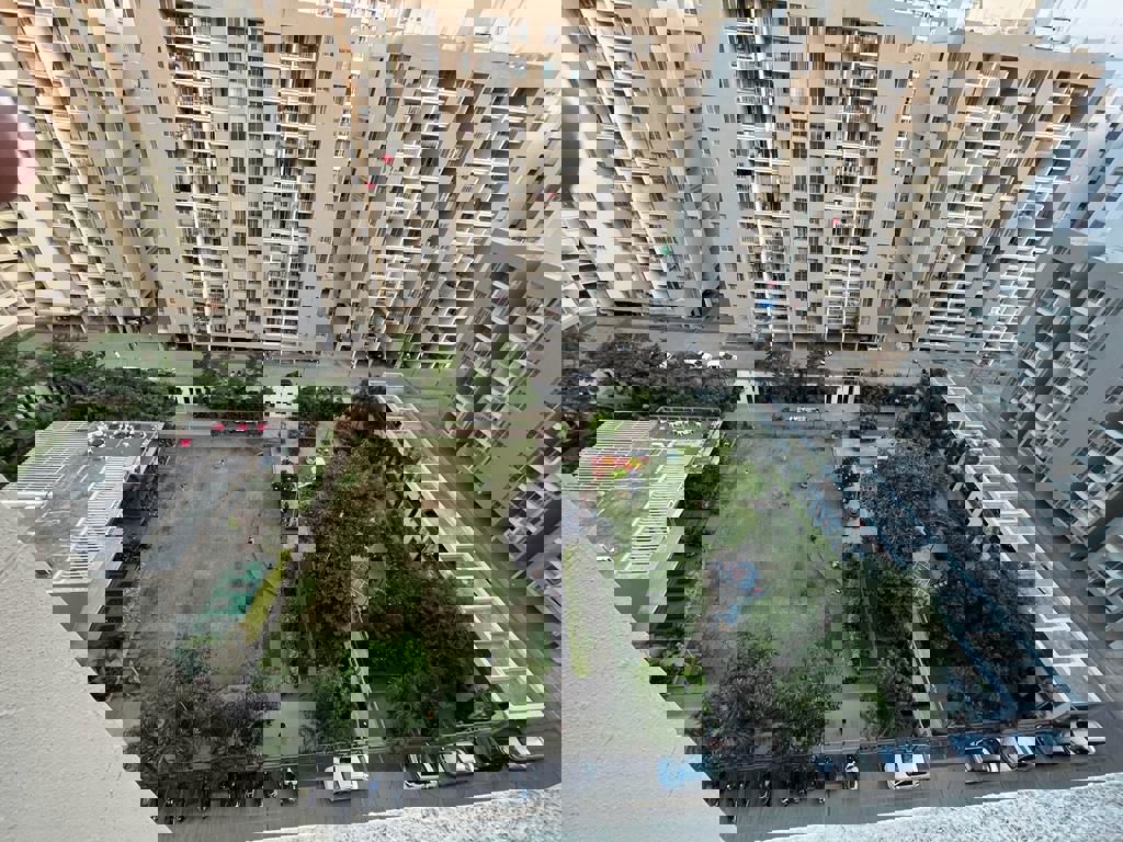 3 BHK + Servant Room Apartment For Rent in Abhinav Pebbles Urbania