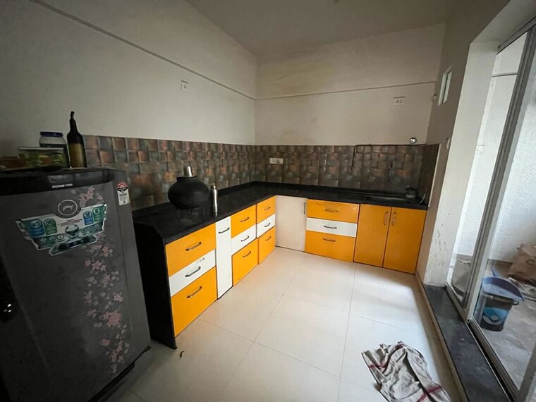 Kitchen, abhinav-pebbles-urbania 3 Bedroom 1500 Sq.Ft. Apartment In Bavdhan Pune 9837592