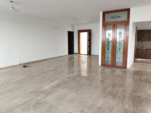 Room in 3 BHK Apartment at Jubilee Residency, Jubilee Hills – for Rent