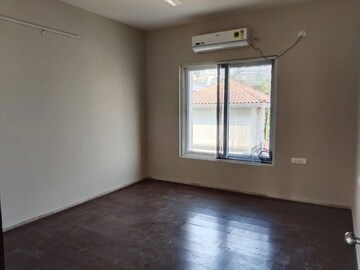 Room in 3 BHK Apartment at Jubilee Residency, Jubilee Hills – for Rent