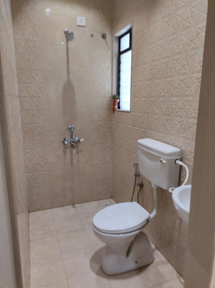 Bathroom, arihant-aaradhya 2 Bedroom 525 Sq.Ft. Apartment In Bapgaon Thane 9837719