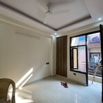 3 BHK + Servant Room 1100 Sq.Ft. Builder Floor in Chattarpur
