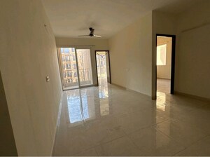 Room in 2 BHK Apartment at Signature Orchard Avenue 2, Sector 93 – for Sale