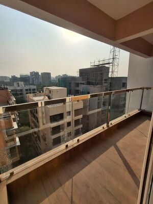 Balcony in 5 BHK Apartment at Laxmina Krishna Niwas, Chembur – for Sale