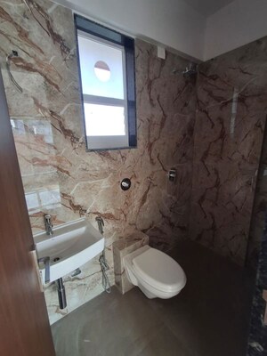 Bathroom in 5 BHK Apartment at Laxmina Krishna Niwas, Chembur – for Sale
