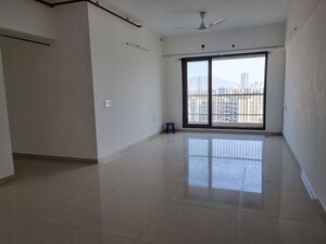 Room in 3 BHK Apartment at Kanakia Levels, Malad East – for Rent