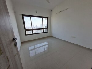 Room in 3 BHK Apartment at Kanakia Levels, Malad East – for Rent
