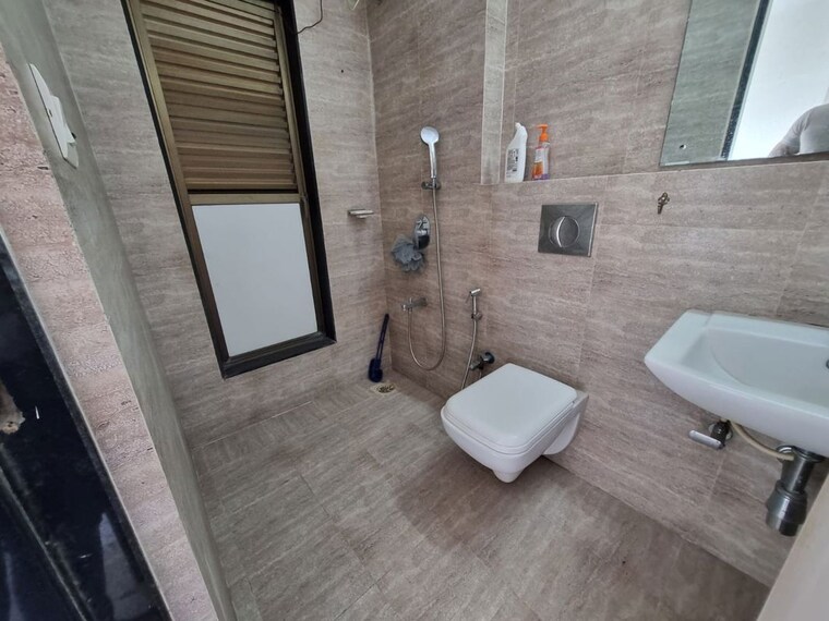 Bathroom, kanakia-levels 3 Bedroom 1250 Sq.Ft. Apartment In Malad East Mumbai 9837745