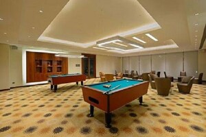  2 BHK Apartment at Kalpataru Aura, Ghatkopar West – for Sale