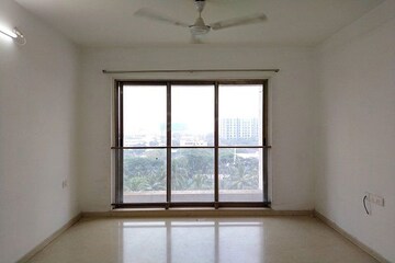 Room in 2 BHK Apartment at Kalpataru Aura, Ghatkopar West – for Sale