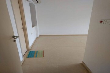 Room in 2 BHK Apartment at Kalpataru Aura, Ghatkopar West – for Sale