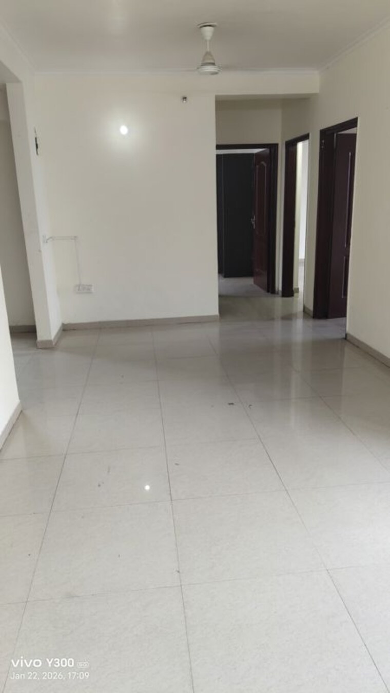Room, omaxe-r2 3.5 Bedroom 1775 Sq.Ft. Apartment In Gomti Nagar Lucknow 9838020