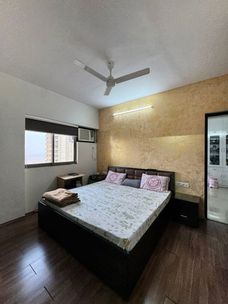 Bedroom, lodha-splendora 3 Bedroom 953 Sq.Ft. Apartment In Ghodbunder Road Thane 9838034