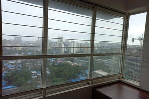 Room in 2 BHK Apartment at Runwal The Orchard Residency, Ghatkopar West – for Sale