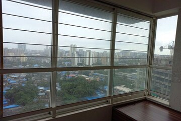Room in 2 BHK Apartment at Runwal The Orchard Residency, Ghatkopar West – for Sale