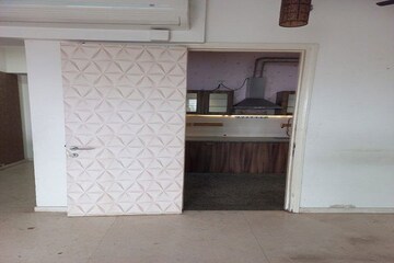 Room in 2 BHK Apartment at Runwal The Orchard Residency, Ghatkopar West – for Sale