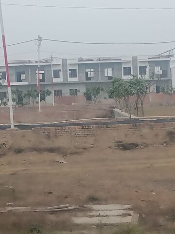  Plot For Sale in Modipuram