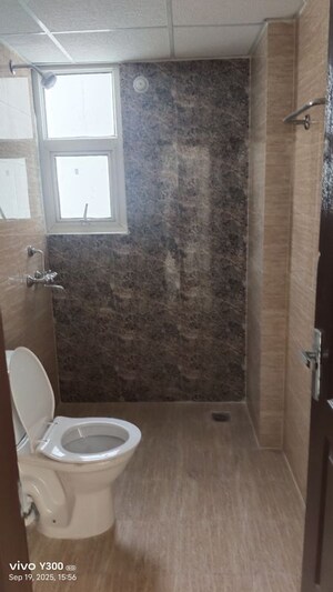 Bathroom in 3.5 BHK Apartment at Omaxe R2, Gomti Nagar – for Sale