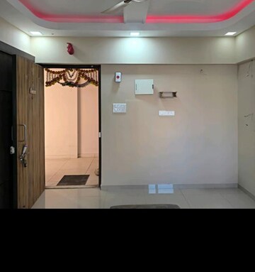 2 BHK Apartment For Rent in UK Iridium Tower 2, Kandivali East