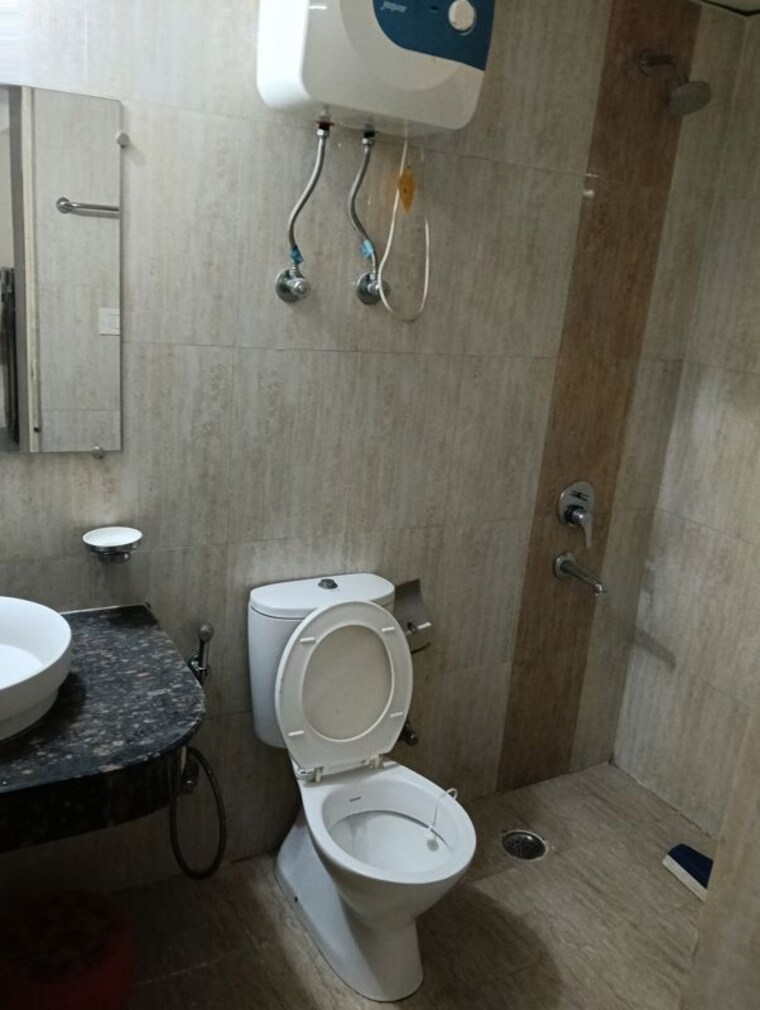 Bathroom, gomti nagar 3 Bedroom 1700 Sq.Ft. Apartment In Gomti Nagar Lucknow 9838267