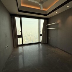4 BHK + Servant Room Apartment For Rent in Lodha Trump Tower