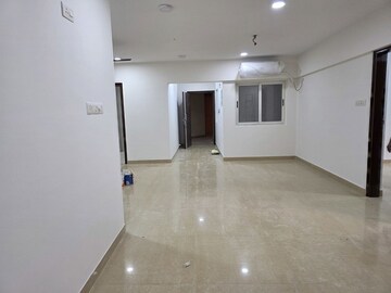 Building Lobby in 3.5 BHK Apartment at Lokhandwala Whispering Palms XXclusives, Kandivali East – for Rent