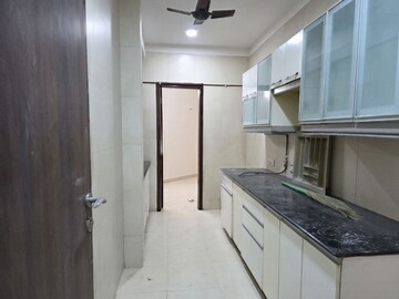 Kitchen in 3.5 BHK Apartment at Lokhandwala Whispering Palms XXclusives, Kandivali East – for Rent