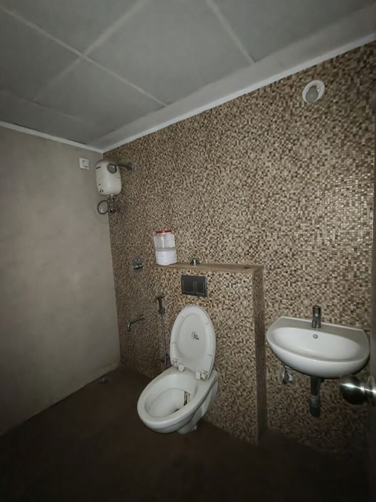 Bathroom, lodha-palava-downtown 3 Bedroom 940 Sq.Ft. Apartment In Dombivli East Thane 9838425
