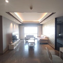 4 BHK + Servant Room Apartment For Rent in Lodha Trump Tower