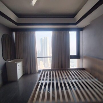 Bedroom in 4 BHK Apartment at Lodha Trump Tower, Kamala Mill – for Rent