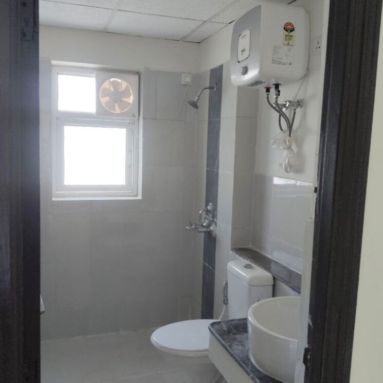 Bathroom, assotech-blith 3 Bedroom 1685 Sq.Ft. Apartment In Gopalpur Gurgaon 9838552