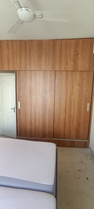 Furnished Amenities in 2 BHK Apartment at Shree Vardhman Mantra, Sector 67 – for Rent