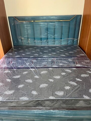 Bedroom in 2 BHK Apartment at Signature Global Prime, Sector 63a – for Rent