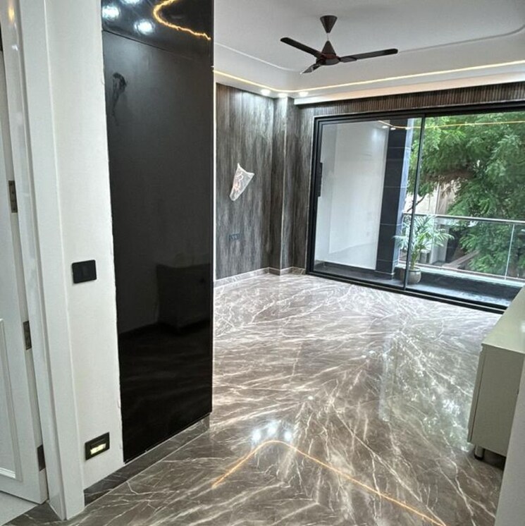 Room, mira road east 3 Bedroom 1430 Sq.Ft. Builder Floor In Mira Road East Thane 9838562