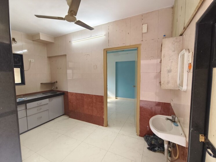 Bathroom, utsav-plaza 1 Bedroom 699 Sq.Ft. Apartment In Vasai East Palghar 9838561