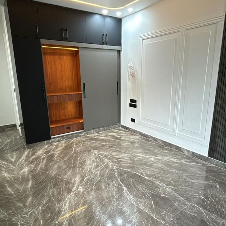 Room, mira road east 3 Bedroom 1300 Sq.Ft. Builder Floor In Mira Road East Thane 9838573