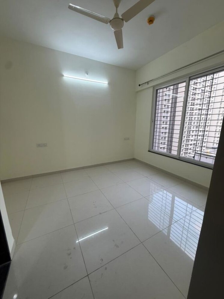 Room, kolte-patil-life-republic-r-10 2 Bedroom 650 Sq.Ft. Apartment In Hinjewadi Pune 9838625