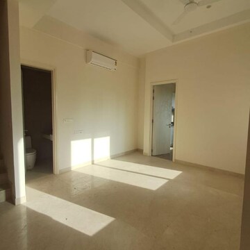Room in 4 BHK Apartment at Indiabulls Sky Forest, Dighe Nagar – for Rent
