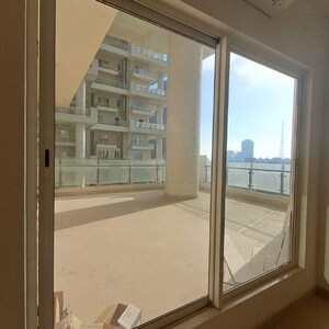 4 BHK Apartment For Rent in Indiabulls Sky Forest, Dighe Nagar