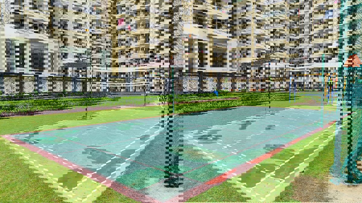 3 BHK + Extra Room 1810 Sq.Ft. Apartment in NCR Monarch