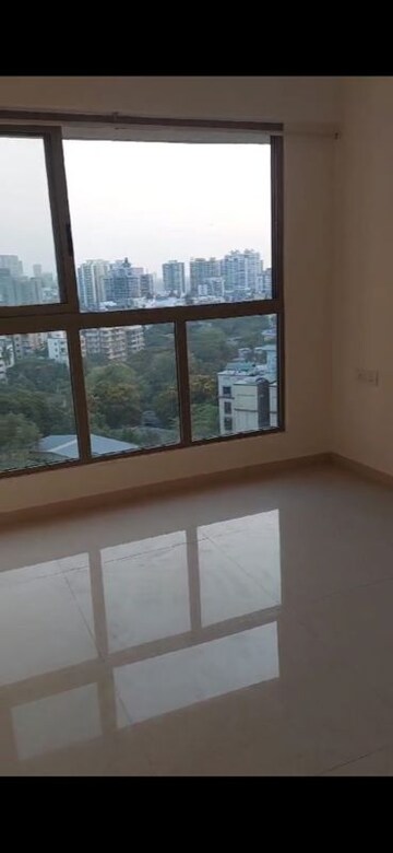 Room in 2.5 BHK Apartment at The Wadhwa Anmol Fortune, Goregaon West – for Rent