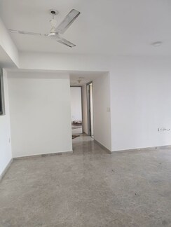 2 BHK Apartment For Rent in Lodha New Cuffe Parade