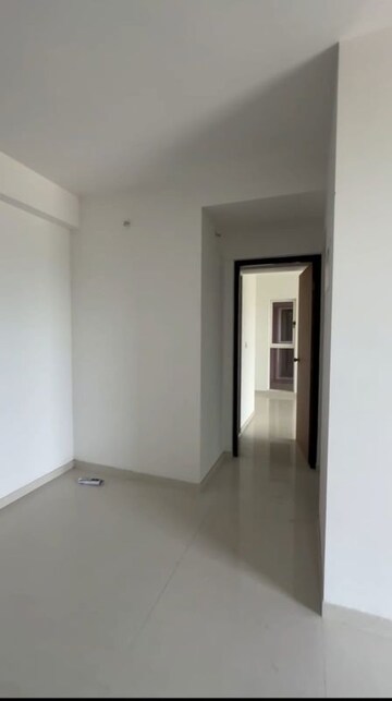 Room in 2 BHK Apartment at Lodha Codename Premier, Dombivli East – for Sale