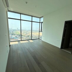 4 BHK + Servant Room Apartment For Rent in Piramal Mahalaxmi